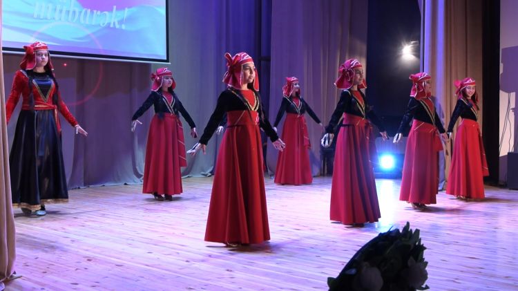 Bayraq gününə həsr olunmuş konsert proqramı VİDEO